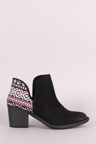 Pointy Toe Double Buckled Cylindrical-Heeled Ankle Boots